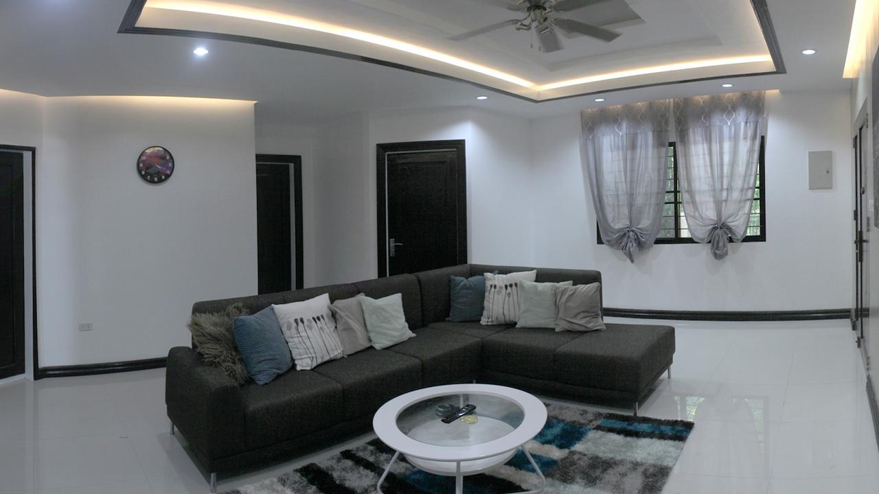 Hanella'S Place Bacong  Buitenkant foto