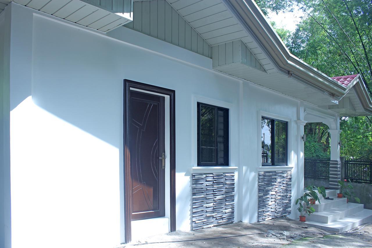 Hanella'S Place Bacong  Buitenkant foto